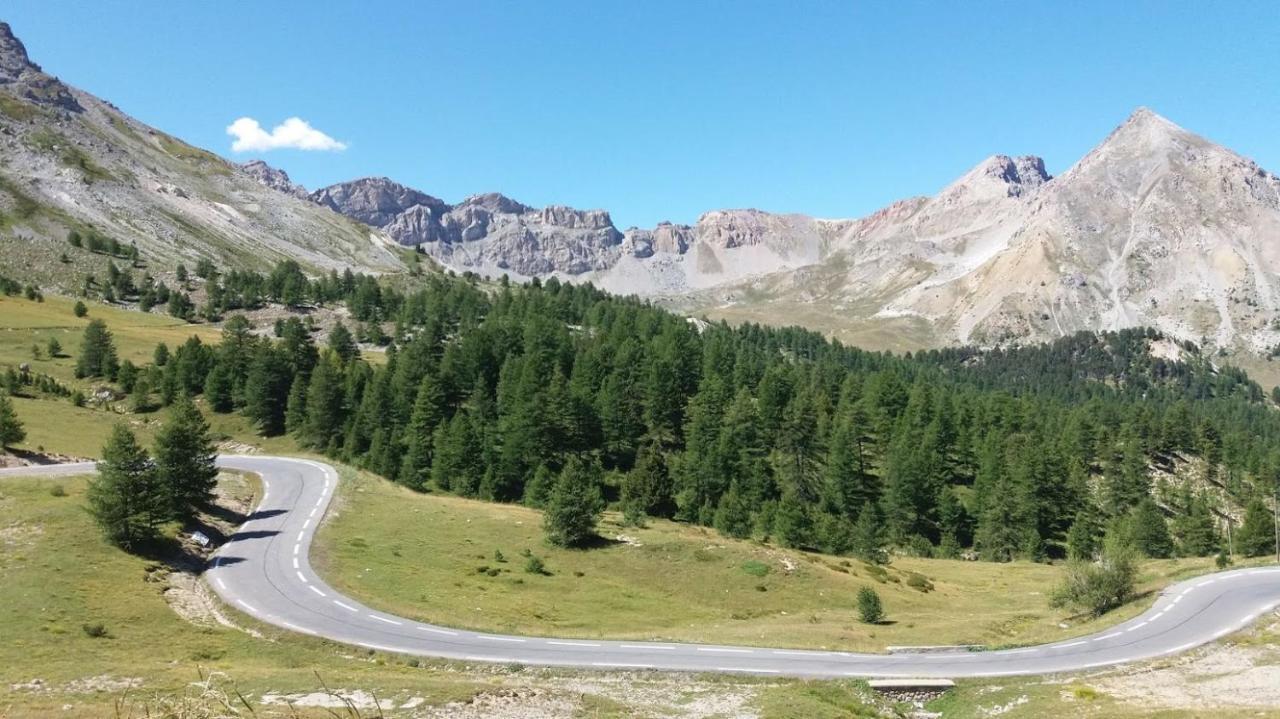 Le Pre Fleuri A Guillestre - Appartements Neufs Classes Meubles De Tourisme 3 Etoiles - Parking Privatif エクステリア 写真