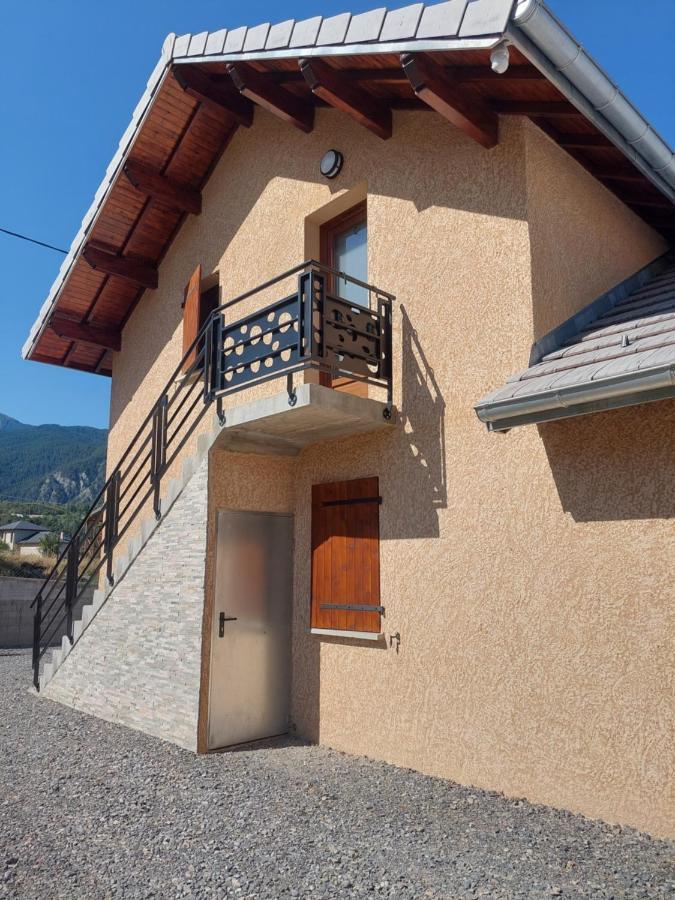 Le Pre Fleuri A Guillestre - Appartements Neufs Classes Meubles De Tourisme 3 Etoiles - Parking Privatif エクステリア 写真